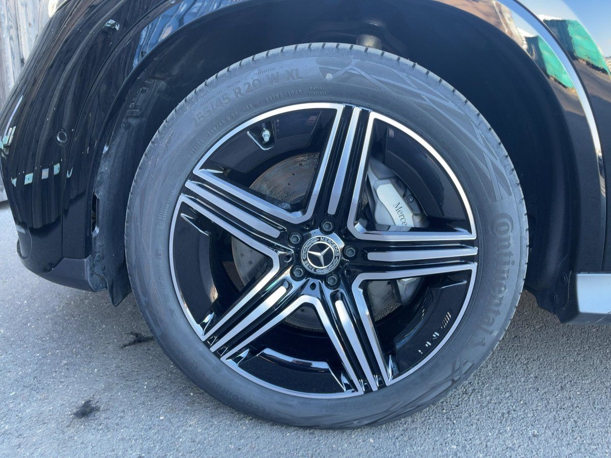 Fahrzeugabbildung Mercedes-Benz GLC 300 d 4M AMG/Night/360°/Dig.-Light/AHK
