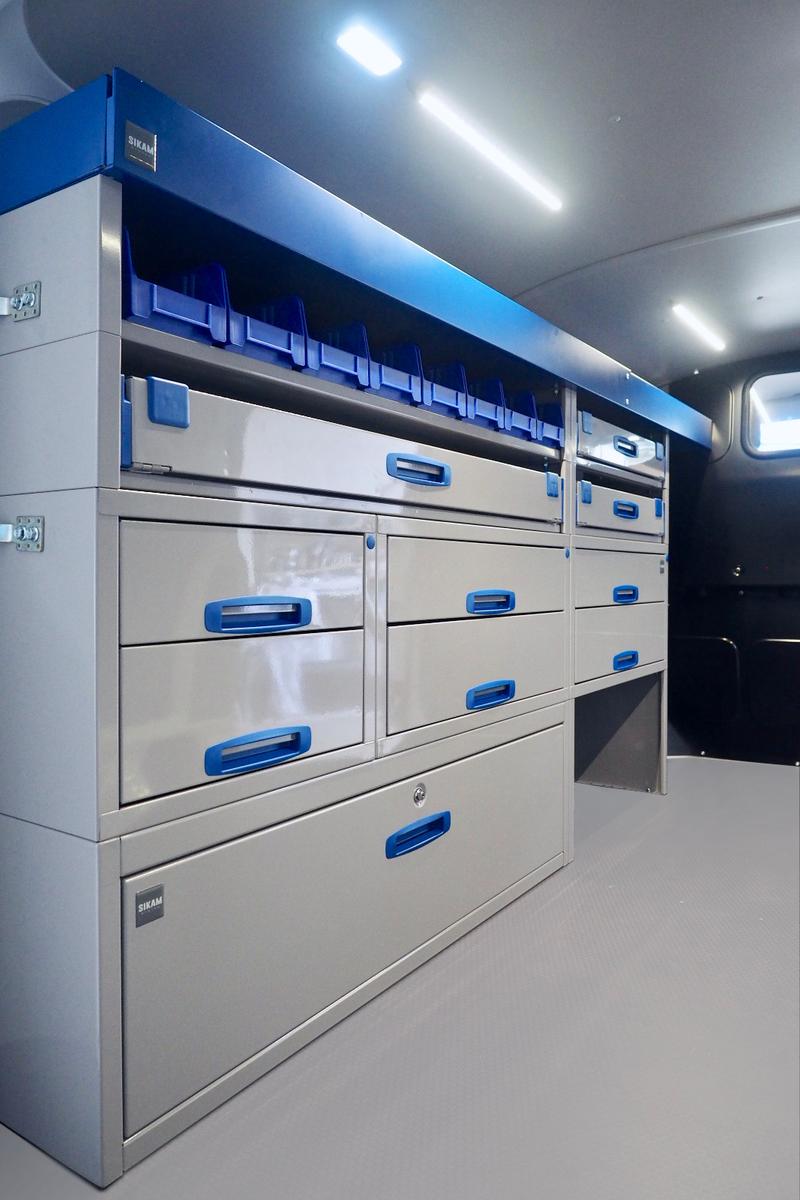 Volkswagen Transporter T7 Kasten MIT FAHRZEUGEINTRICHTUNG!