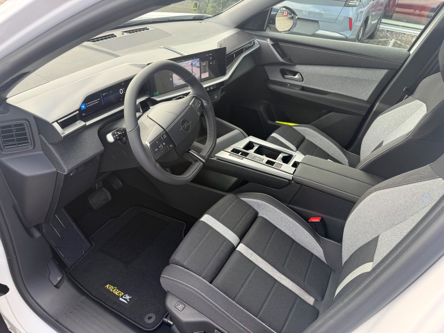 Fahrzeugabbildung Opel Grandland 1.2 Edition SHZ+LHZ+Kamera+Allwetter