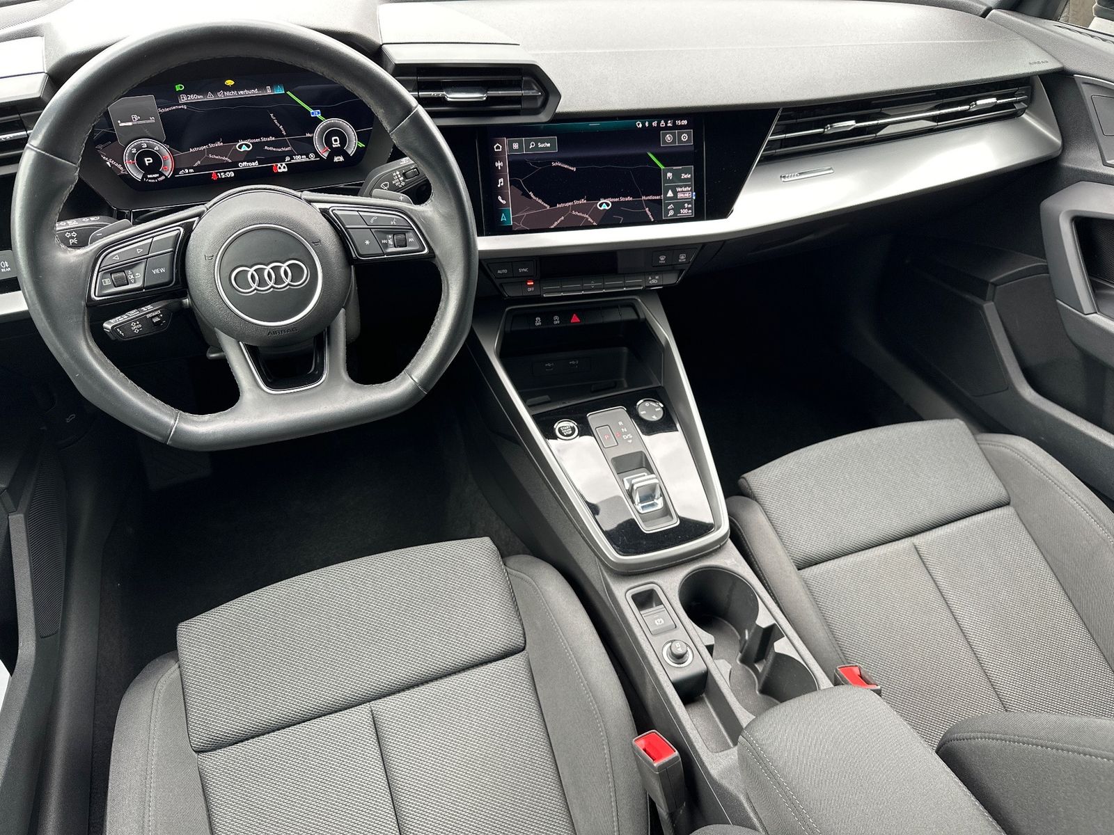 Fahrzeugabbildung Audi A3 Limousine 35 TDI S-Line NAV+LED+STHZ+18ZO+VC