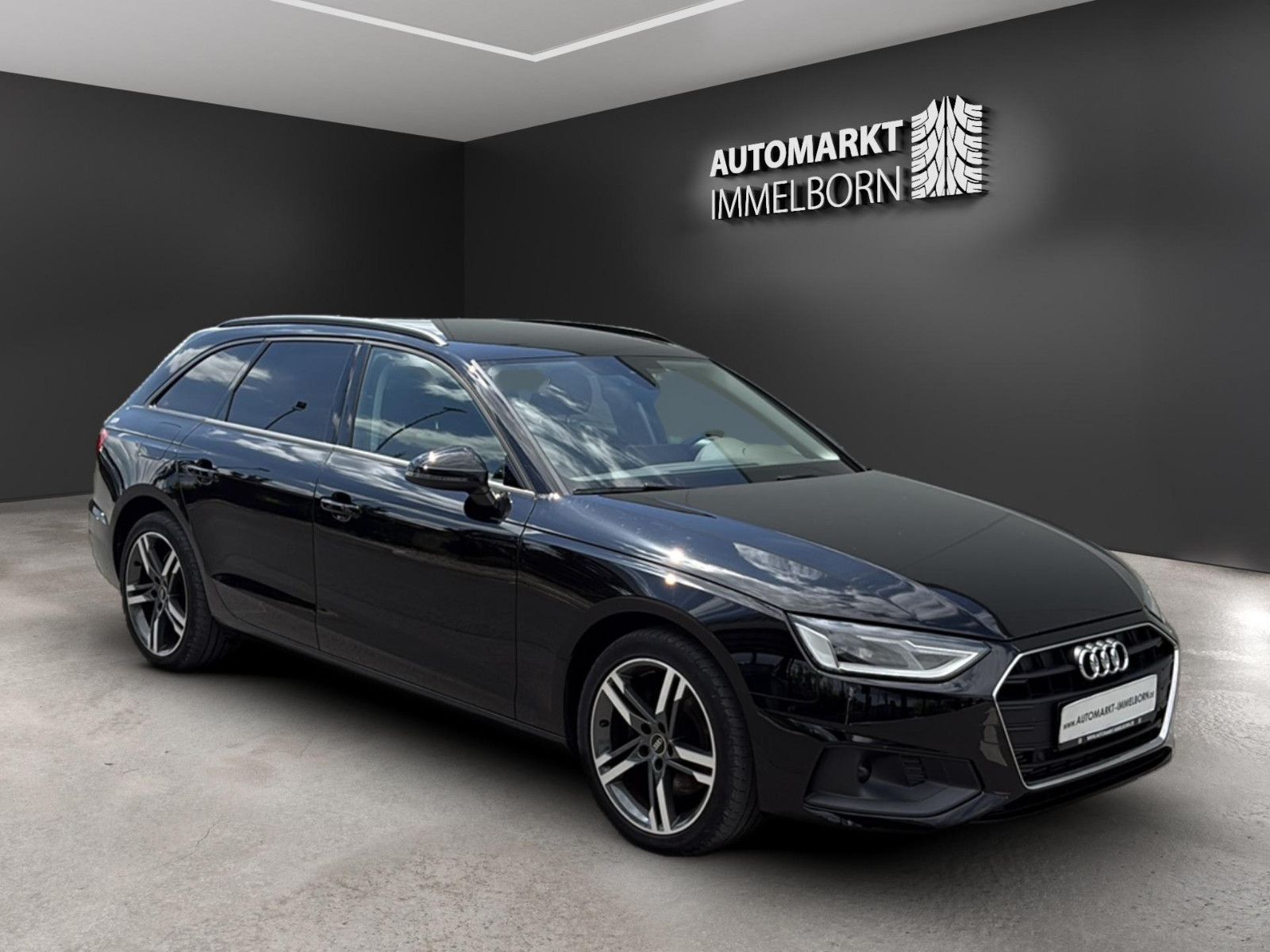 Audi A4 - 1