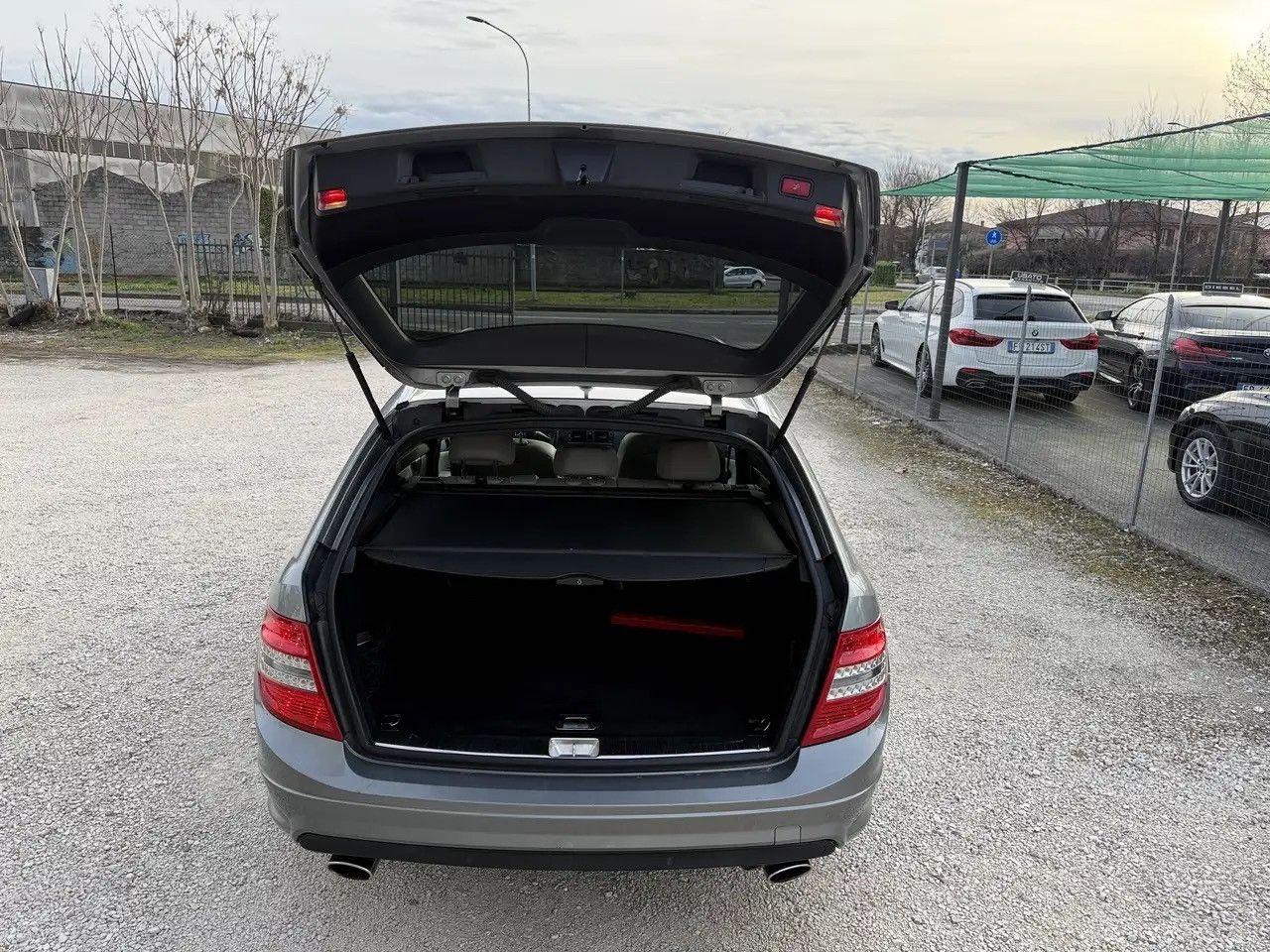 Mercedes-Benz C350 2008 — photo 6