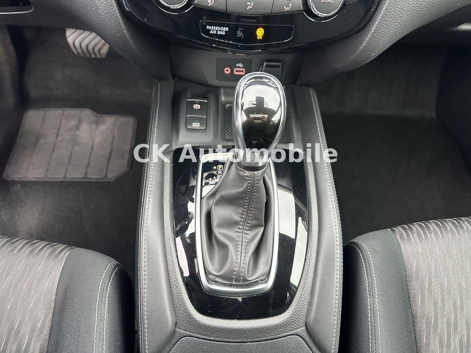 Fahrzeugabbildung Nissan X-Trail N-Design 1.3 DIG-T/Navi/Pano/LED/360°Kam