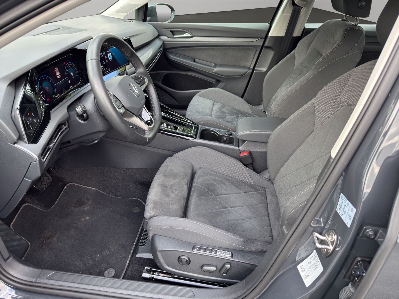 Volkswagen Golf - Bild 9