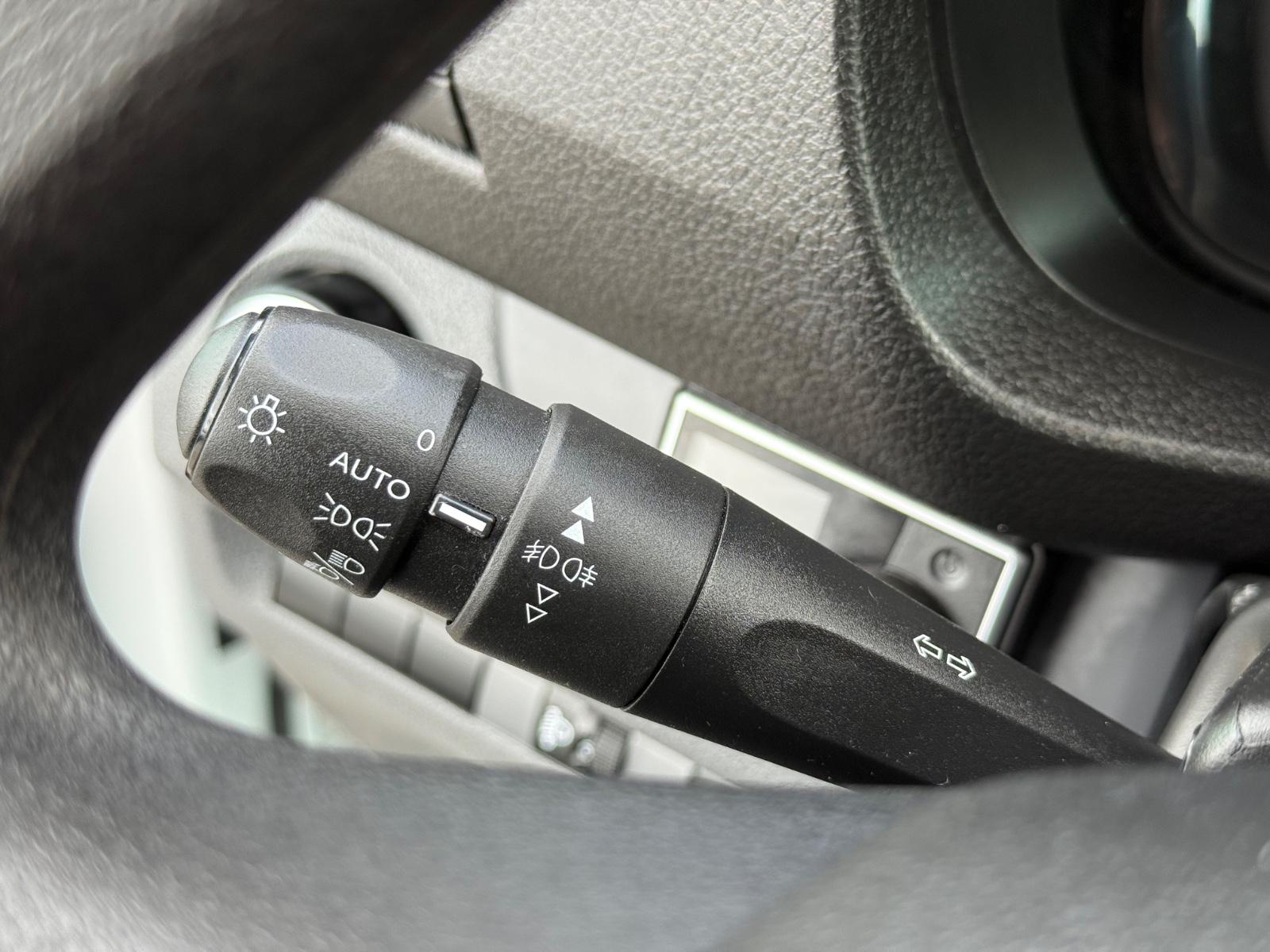 Peugeot Expert 2.0 HDI Premium L2 KLIMA NAVI TEMP AHK
