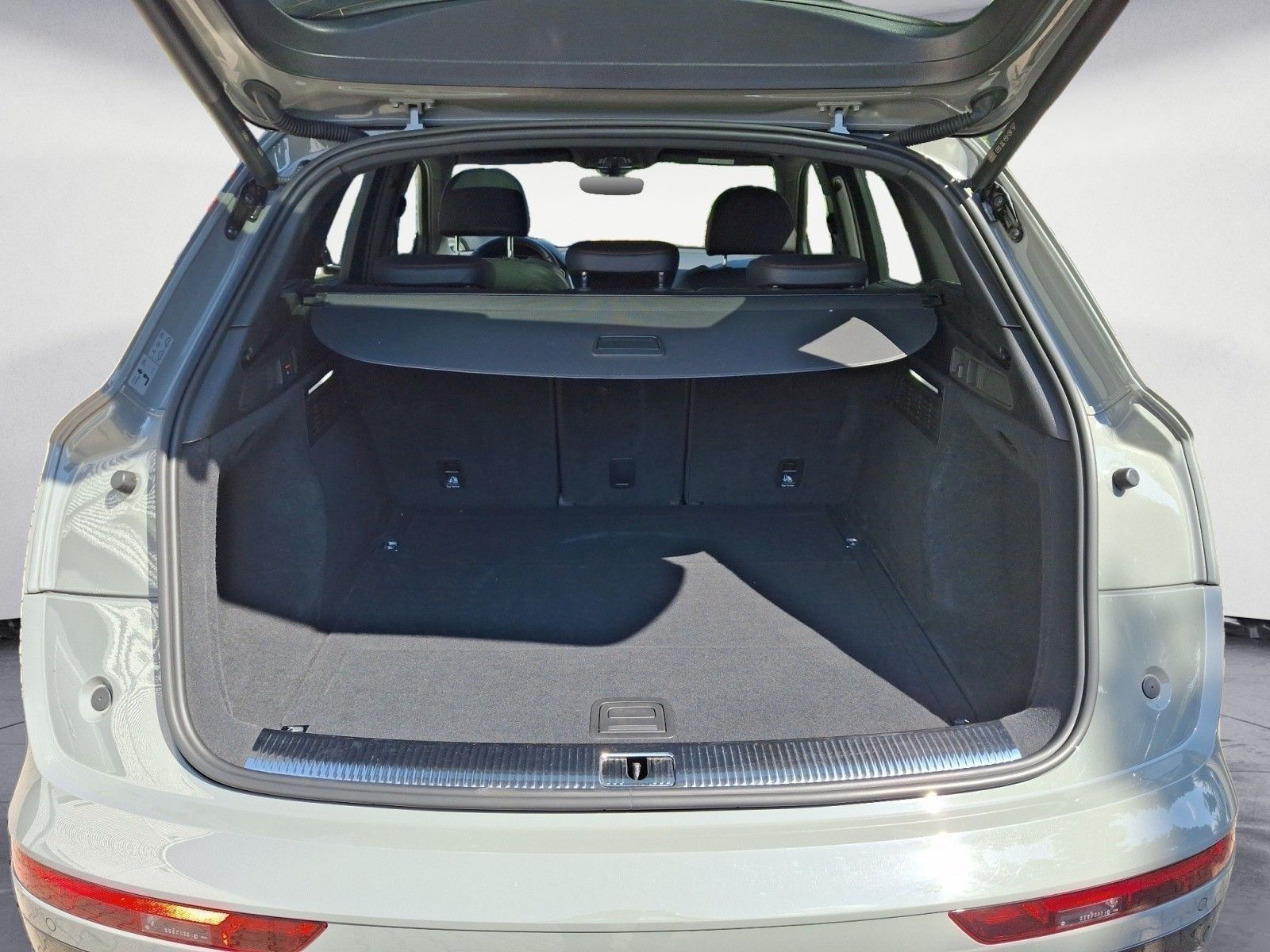 Audi SQ5 foto 15