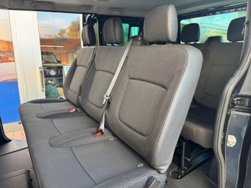 Bild 18 Nissan Primastar