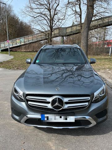 MERCEDES-BENZ GLC 220 d 4MATIC AMG Line, Distronic, 360°