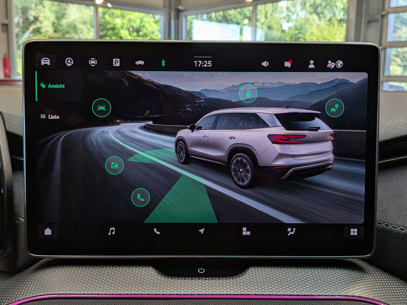 Fahrzeugabbildung SKODA Kodiaq 2.0TDI SPORTLINE*MEMOR*CAM*LED*ACC*7-SITZ