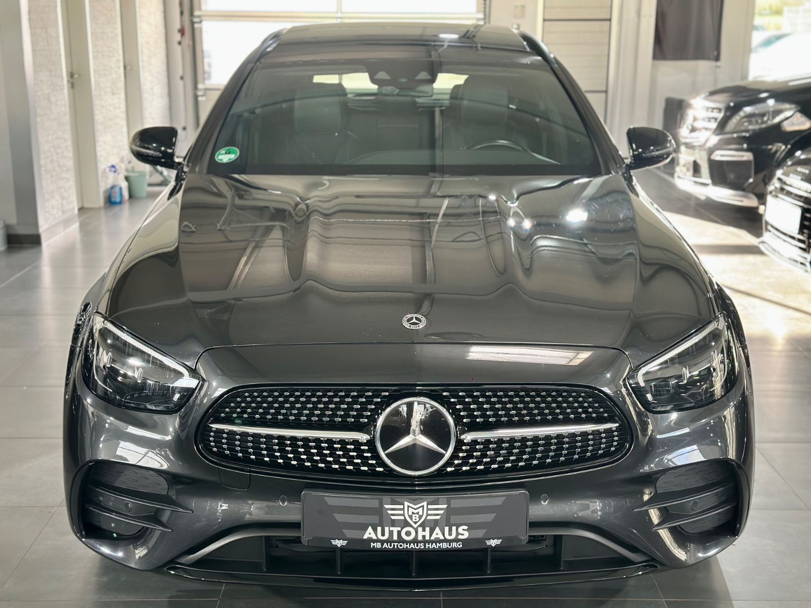 Mercedes-Benz E 300 de 4-Matic,AMG-Paket,Pano,LED,VOLL,TOP imagem 3