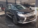 Mitsubishi Outlander Edition 2WD AHK - Mitsubishi Outlander Edition mit Benzin-Antrieb