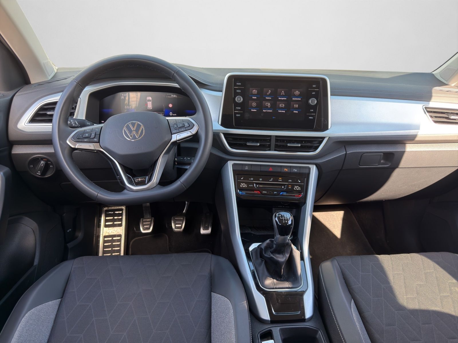 Volkswagen T-Roc - Bild 5