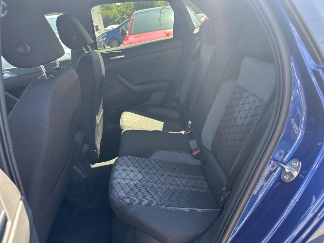 Fahrzeugabbildung Volkswagen Polo VI 1.0 TSI R-Line Kamera,LED,Navi,SHZ,ACC