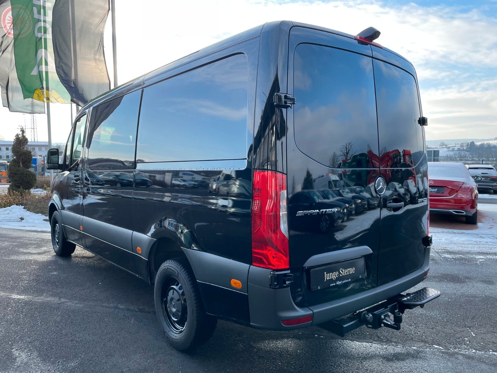 Fahrzeugabbildung Mercedes-Benz Sprinter 317 CDI 3665 DoKa/Mixto Stdheiz AHK3,5