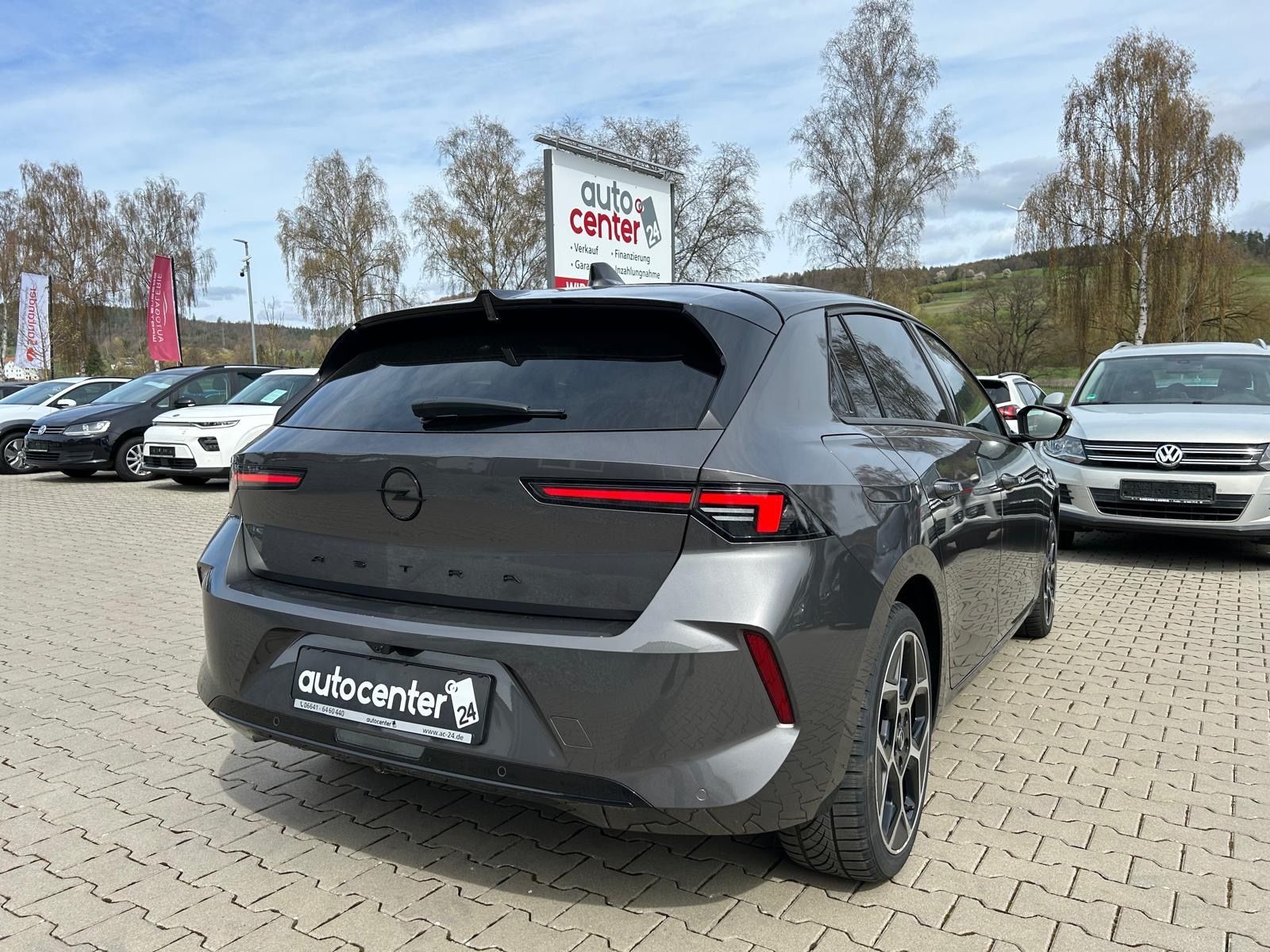 Fahrzeugabbildung Opel Astra Ultimate°Pano°Kamera°LED°Leder°HeadUp°