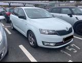 Skoda RAPID SPACEBACK DRIVE SITZHZG.  ALU PDC 1.BESITZ - weiße Skoda Rapid