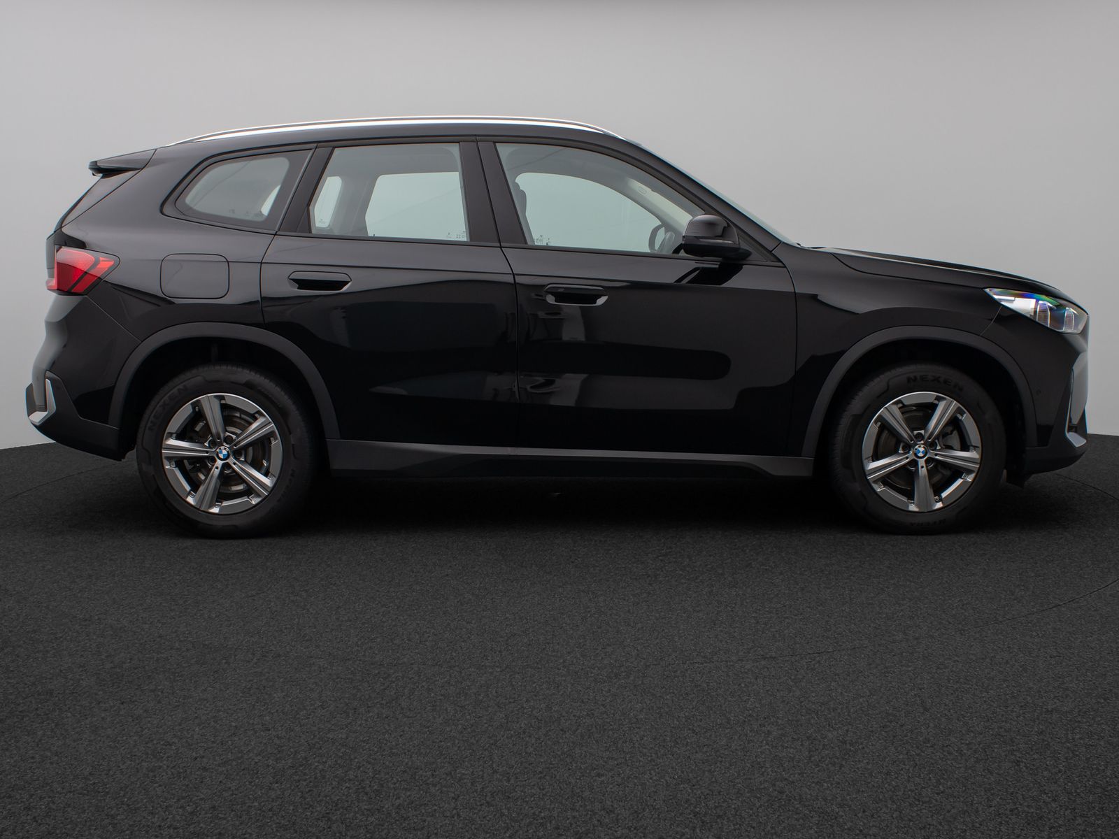 Fahrzeugabbildung BMW X1 sD18i Kamera DAB Fernlichtassist Komfort AHK