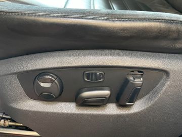 Volkswagen Touareg 4.2 TDI 4-Motion DSG *NAVI*ACC*AHK*LED*