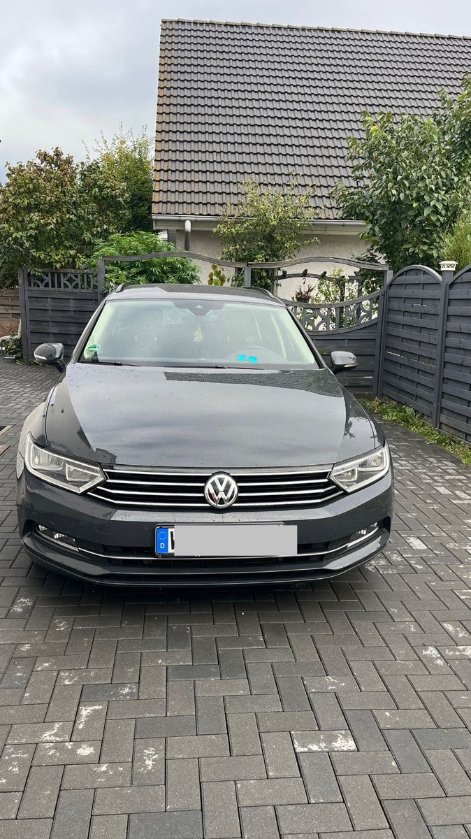 VW Passat Variant 2.0 TDI SCR DSG Comfortline V...