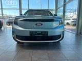 Ford Explorer Premium Extended Range RWD Wärmepumpe - blaue Ford Explorer