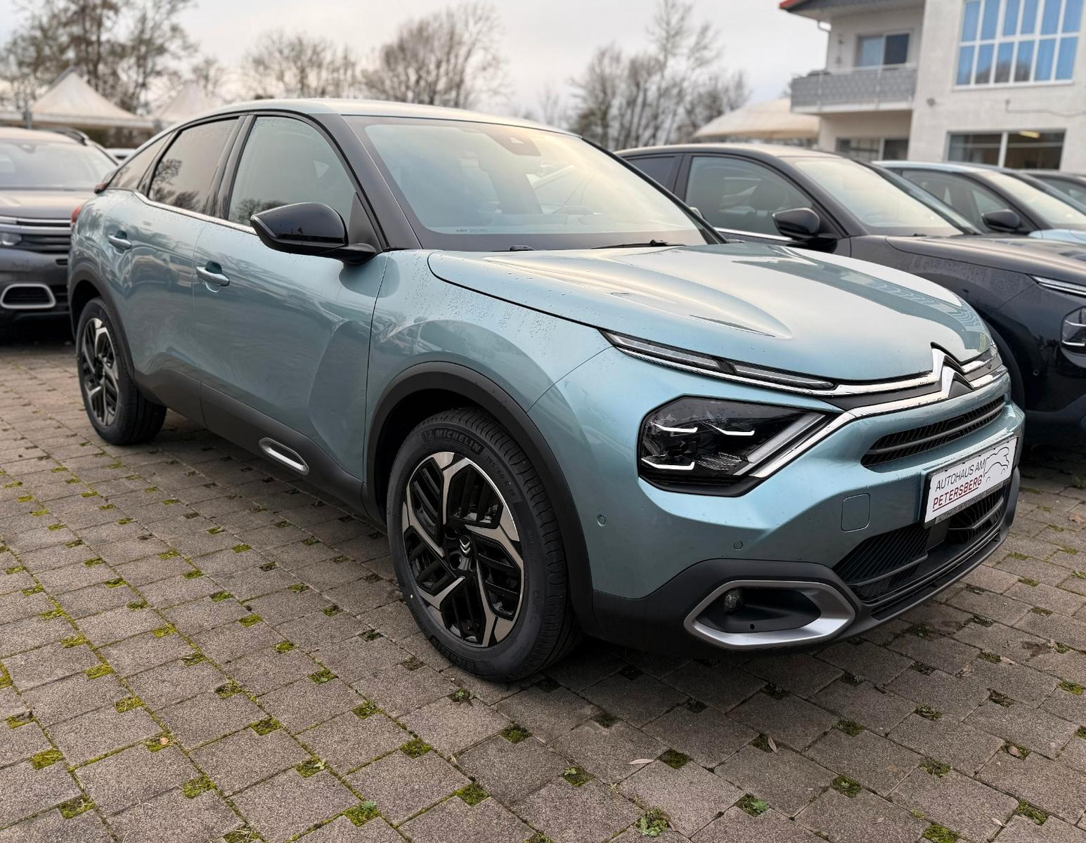 Citroën C4 1.2 Pure Shine *HeadUp*NAVI*SHZ*