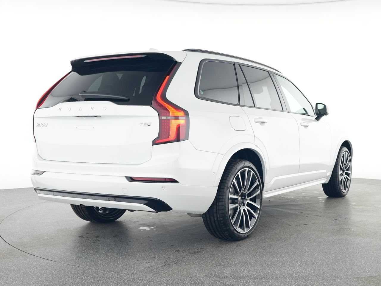 Fahrzeugabbildung Volvo XC90 T8 AWD Ultra Dark*STDHZG*360**LUFT*B&W*22"