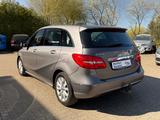 Mercedes-Benz B 200  CDI 7G-DCT/AHK/Navi/R-Cam/Bi-Xenon/Style - Mercedes-Benz B 200: Cdi