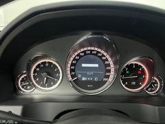 MERCEDES-BENZ E 250 CDI / NUR 114.tKM /ADAPT.XEN / GARANTIE / MERCEDES-BENZ E 250 CDI / NUR 114.tKM /ADAPT.XEN / GARANTIE /