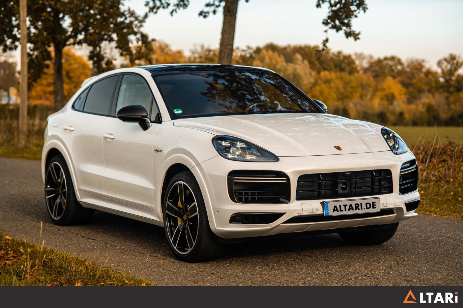 Porsche Cayenne Coupe Turbo S E-Hybrid