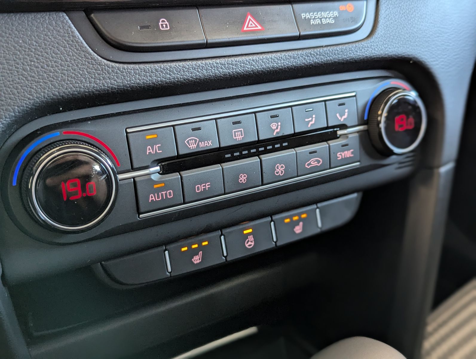 Fahrzeugabbildung Kia cee'd Sportswagon 1.5 DCT Spirit LED JBL Cam 7J