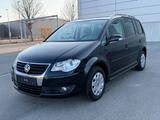 Volkswagen Touran 2.0 TDI "Trendline" FACELIFT SHZ TEMPOMAT - Volkswagen Touran: Facelift