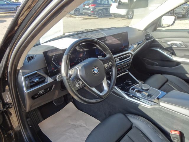 Fahrzeugabbildung BMW 318d/CurvedDisplay/1.Hd/LED/Leder/Navi/