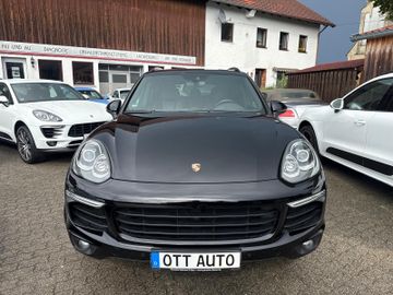 Porsche Cayenne - 3