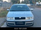 Skoda Octavia Combi Tour**TÜV**SERVICE*KLIMA** - Skoda Octavia aus 2006: Combi