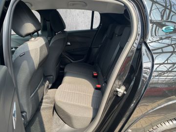 Peugeot 208e Active Pack 136 Navi+SHZ+PDC+LED+RFK
