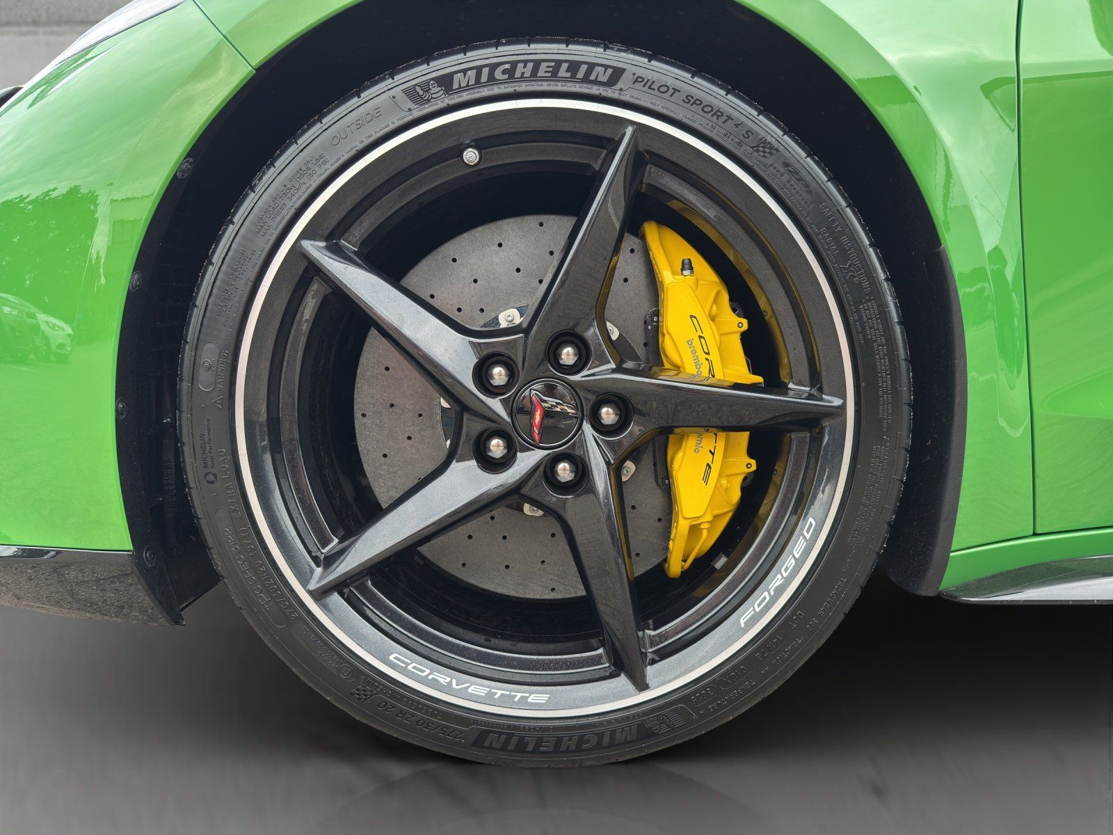 Fahrzeugabbildung Corvette E-Ray 3LZ Coupe