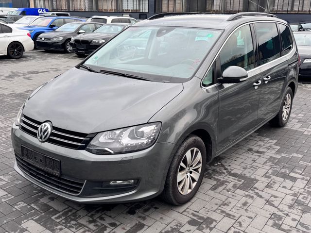 Volkswagen Sharan Comfortline 2.0TDI 7SITZE/LANE/PDC/SHZ