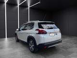 Peugeot 2008 Allure*Automatik*Carplay/Android/SitzHZ - Peugeot 2008: Geländewagen