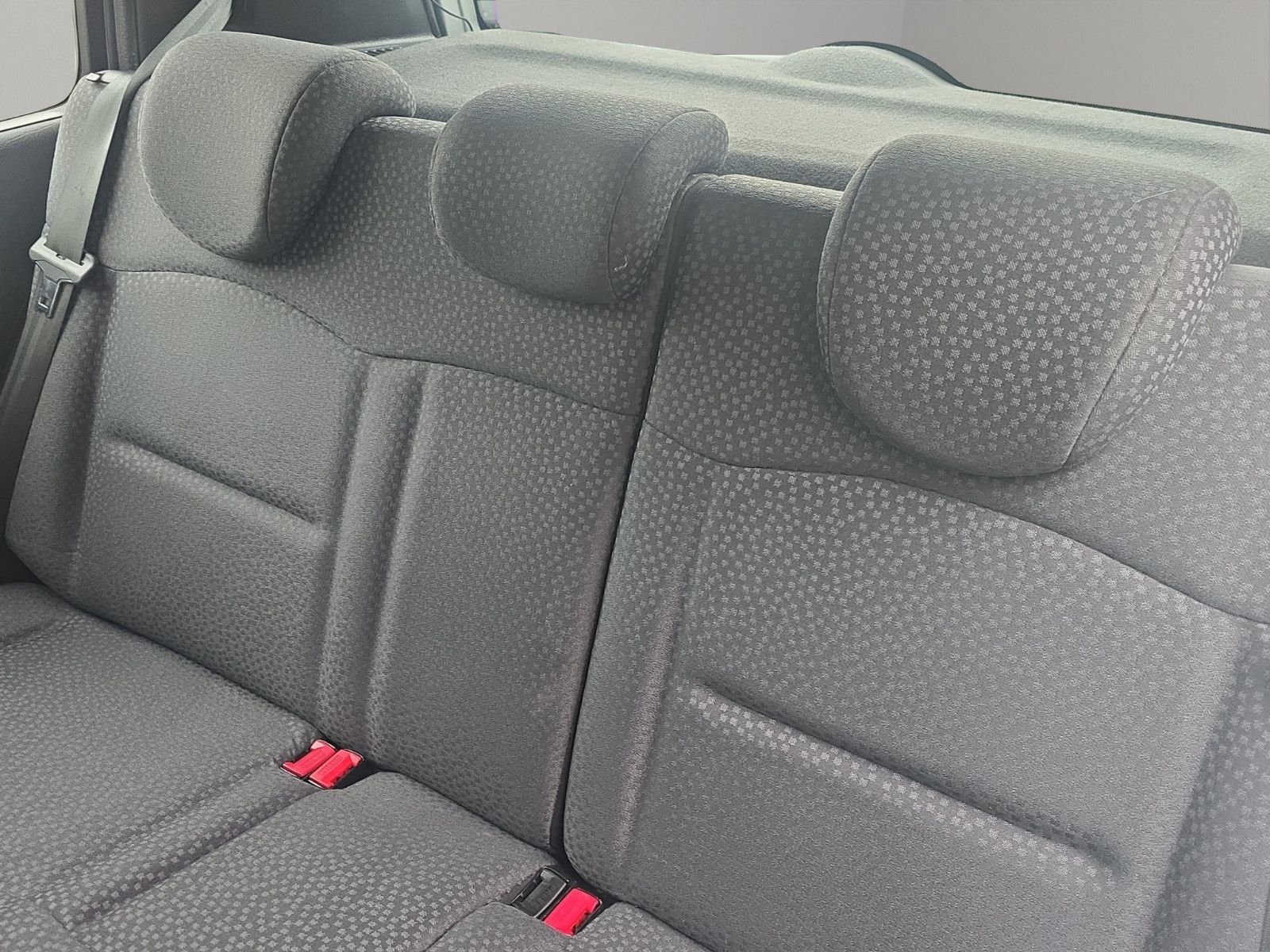 Fahrzeugabbildung Renault Clio II Campus+NUR 61 KM+ALWETTERREIFEN+TÜV NEU