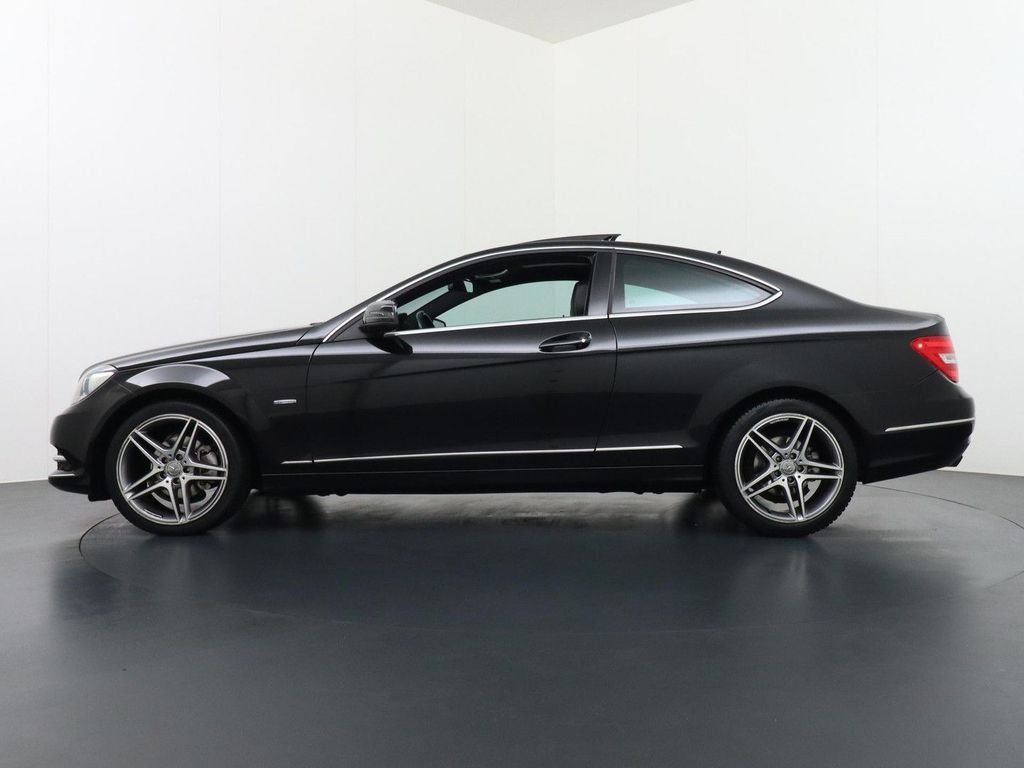 Mercedes-Benz C 180 Coupé Ambition panorama dach kamera xenon