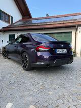 BMW 220i Steptronic Coupé M Sport M Sport - mit Benzin-Antrieb: Coupe, Violett, Ambiente-Beleuchtung