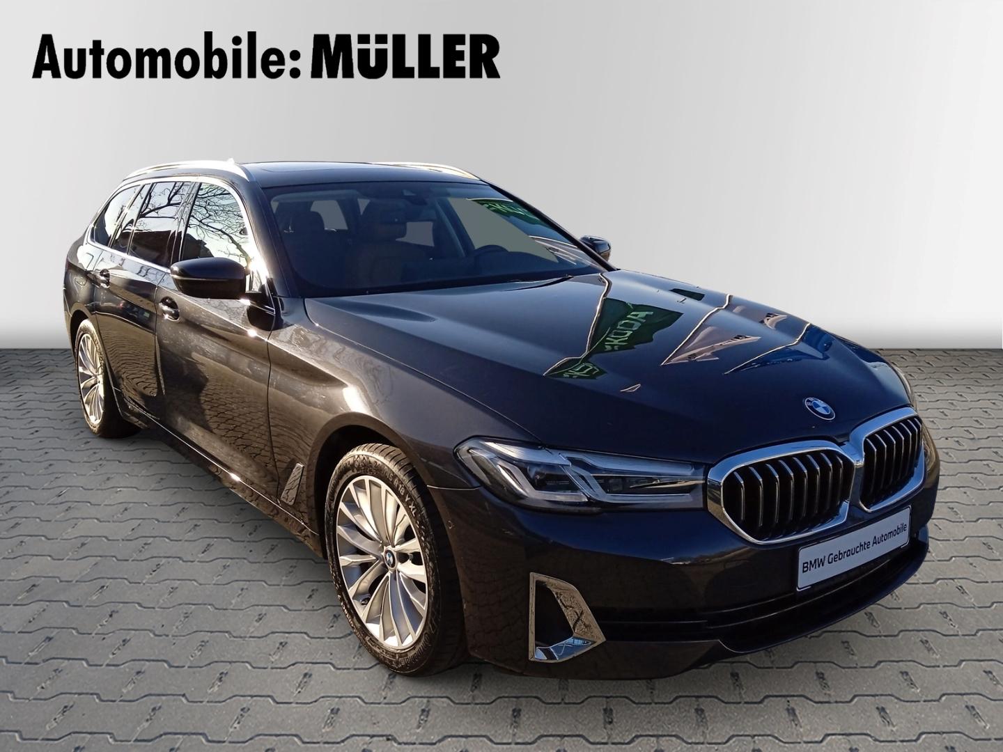 BMW 530 i Tour LuxuryLine Park-Assistent+AHZV+LED+DA