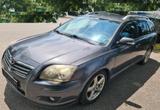 Toyota Avensis Kombi 2.2 D-CAT Sol / KLIMA - Toyota Avensis Gebrauchtwagen in München