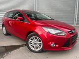 Ford Focus Turnier Titanium *1 Jahr Garantie*Tüv Neu* - Ford Focus aus 2012: Titanium