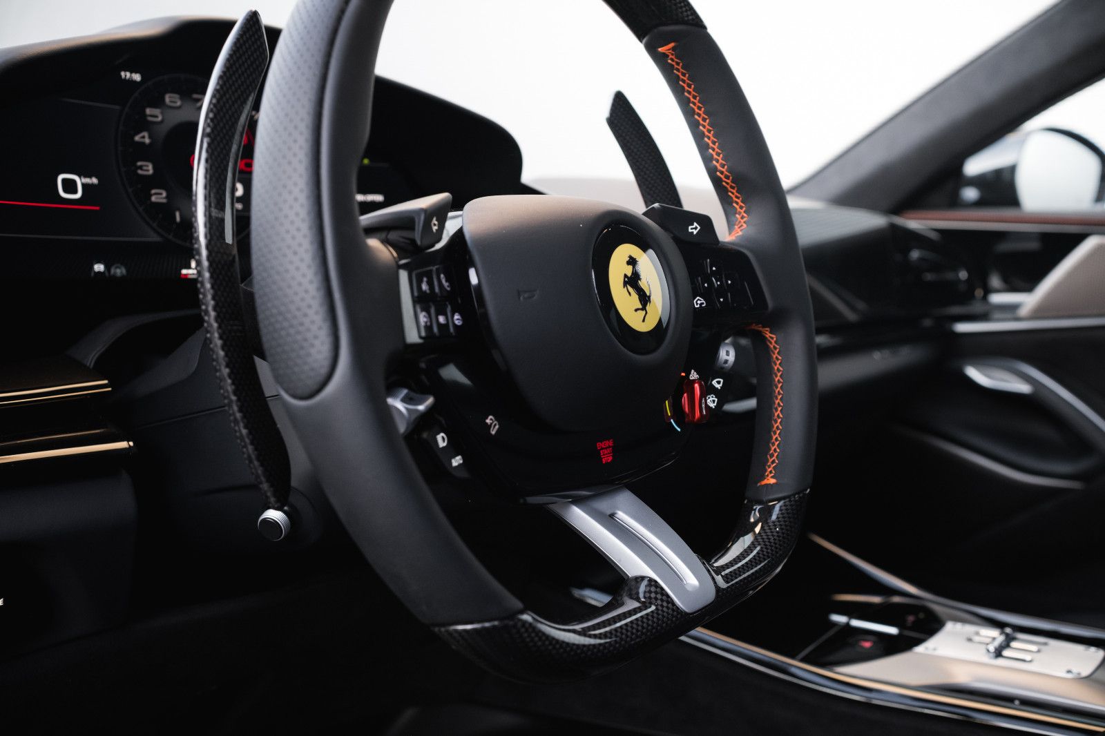 Fahrzeugabbildung Ferrari Purosangue-Pano-Lift-Burm.-360Kam.-Karbonlenkrad