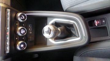 Renault Clio KISS TCe 90 PS mit Winterpaket Navi, Tempom