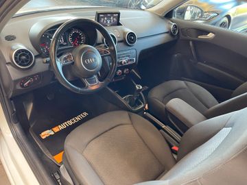 Audi A1  *SHZ*KLIMA*PDC*DYNAMIK-FAHRWERK*