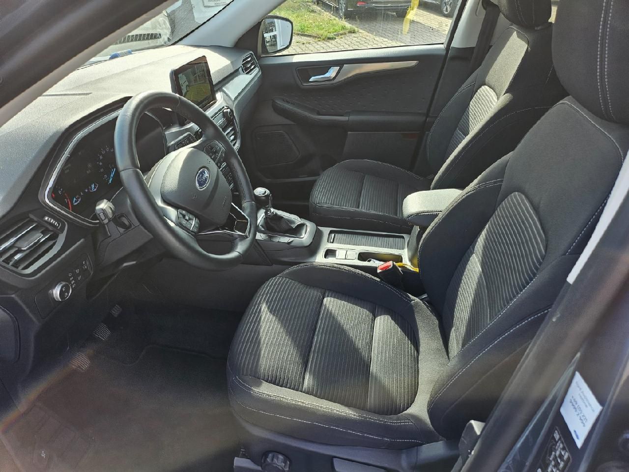 Fahrzeugabbildung Ford Kuga Titanium