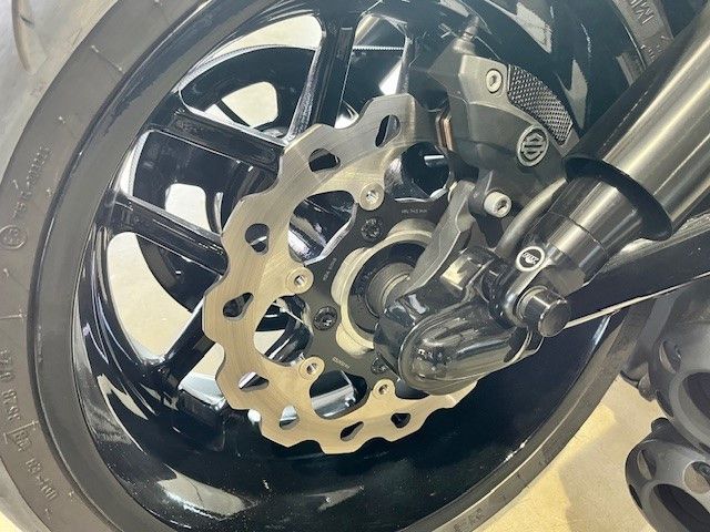 Fahrzeugabbildung Harley-Davidson VRSCDX Night Rod Bad Boy Custom 280er Umbau