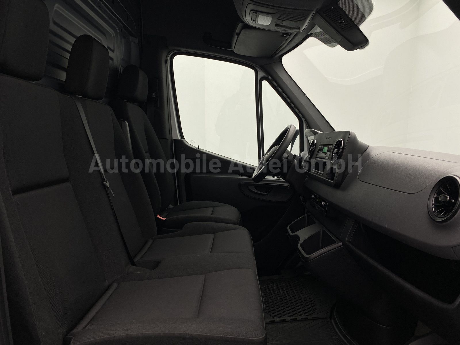 Fahrzeugabbildung Mercedes-Benz Sprinter 316 MAXI Automatik *2x SCHIEBETÜR* 6137